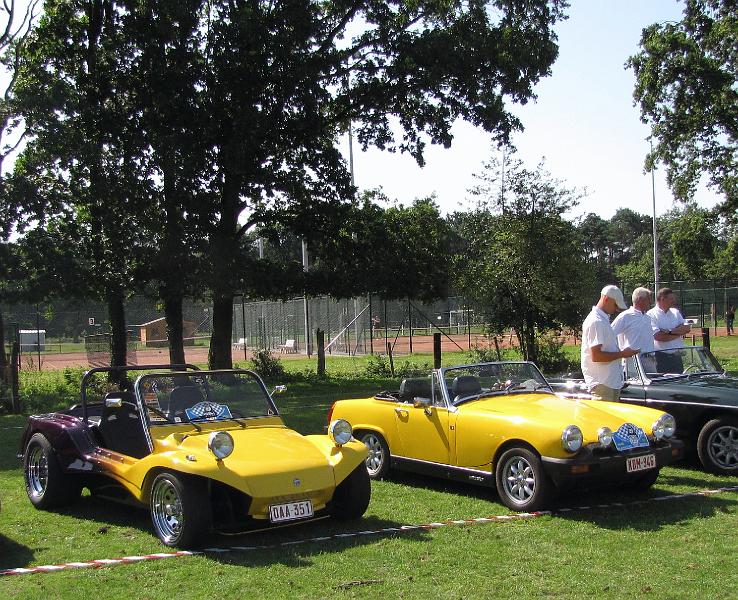 Het bestuur heeft dit uitstekend gezegd, SHOW EN SHINE, en dit alles onder een blakende zon op de locatie De Blookberg te Zutendaal (15).JPG
